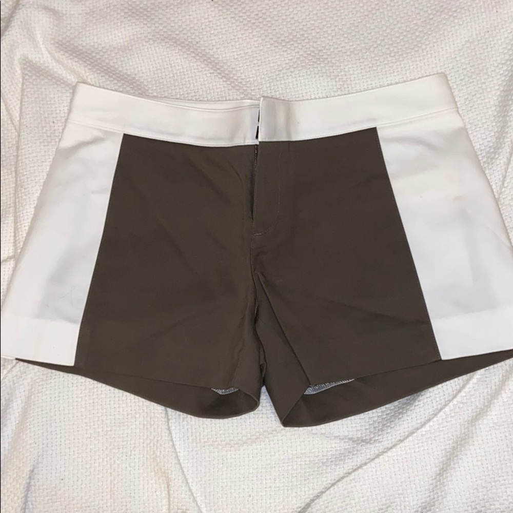 Sz 0 Club Monaco Shorts